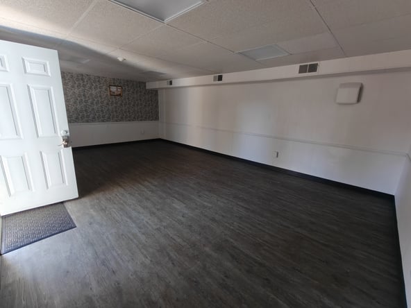 Blank Slate 700 SF Salon Space in Deptford, NJ – Design Your Dream Salon!
