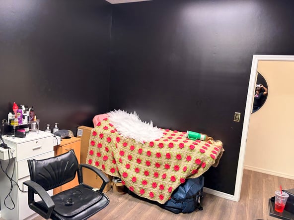 Salon Suite Rental