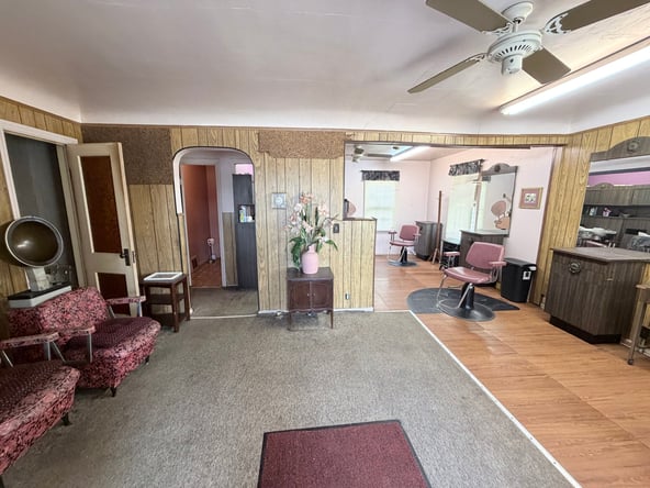 For sale-Affordable Ownership of Salon Only $525/mth