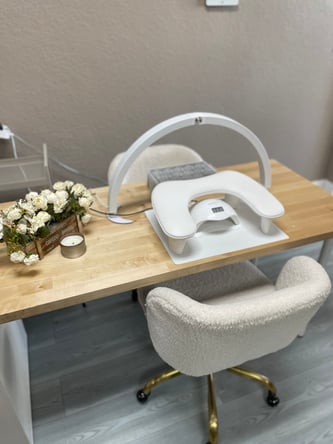Nail Technician & Pedicure Specialist Wanted – Rental Space Available!