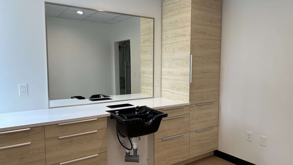 Stunning salon booth for rent!