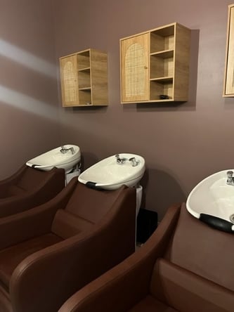 Licensed Cosmetologist/Beauty Professional for chair rental