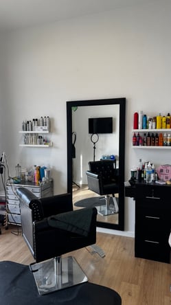 Salon Suites in Fair Oaks