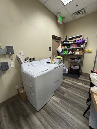 Ready-to-Run Hair Salon for Sublease- Fully Furnished Setup, Full Access