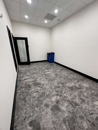 Luxury Salon Suites in Brickell – $375/week! ONLY ONE REMAINS