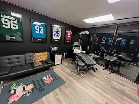 High-Rise Tattoo Studio Space
