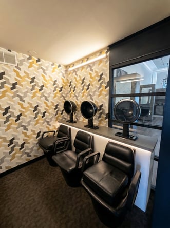 Scottsdale’s Prime Salon: 2 Weeks FREE on Chair Rentals in a High-Visibility Location