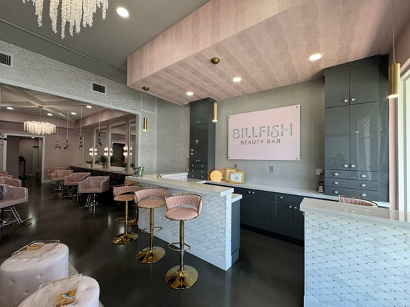 Beautiful salon downtown Stuart looking for 3 stylists.