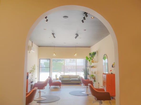 Luxury Salon Chair for Rent on Melrose Ave, Hancock Park — Grow Your Clientele!