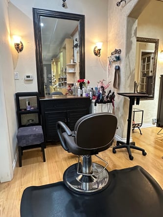 Hair Station for Rent