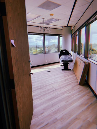 The Corner Studio: Luxury Salon Suites Houston | Daily, Weekly & Monthly