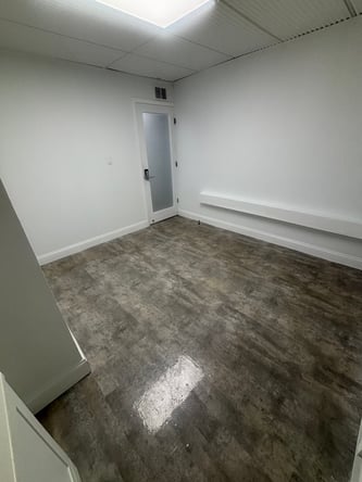 Private Suite Rentals in the Heart of North Miami Starting at $250 Per Week!