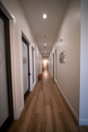 DG Salon Suites