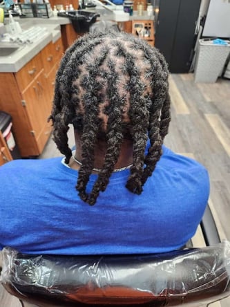 Sola Salon Studios in Winston-Salem, NC – Salon Suite for Rent