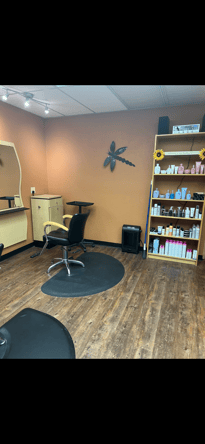 Shared Salon Suite in Renton — Your Own Station, Great Location!