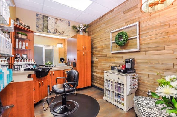 Sola Salon Studios in Louisville, KY – Salon Suite for Rent