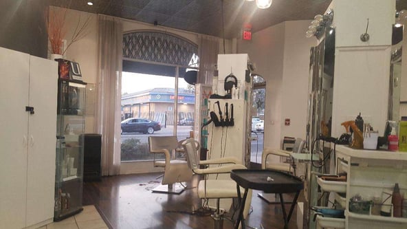 Hair Salon Station/Booth Rental (Great Location)