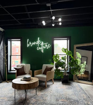 Bronde Culture: Open Concept Chair for Hair Colorists & Extension Specialists