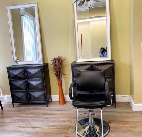 Booth Rental Available at Beauté Haus