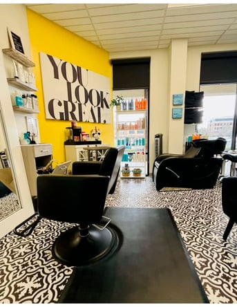 Sola Salon Studios in Baton Rouge, LA – Salon Suite for Rent
