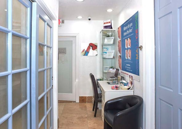 Salon Suites for Rent in a Luxurious Mall in Plantation