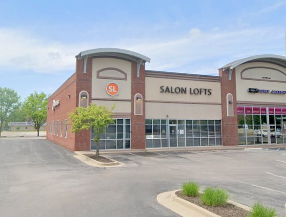 Salon Lofts in Greenwood, IN – Salon Suite for Rent