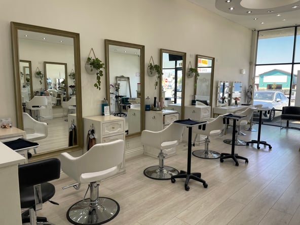 Salon Chair /Booth rental
