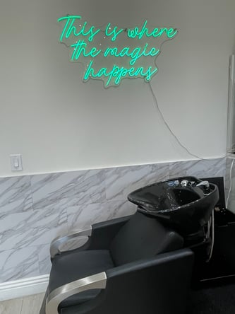 Salon Chair /Booth rental