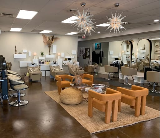 STYLING STATIONS AVAILABLE FOR RENT