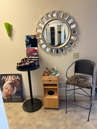 salon station for rent in Wauwatosa
