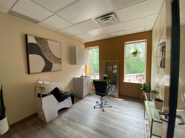 ELITE SALON SUITES – Brand new, freshly renovated suites!