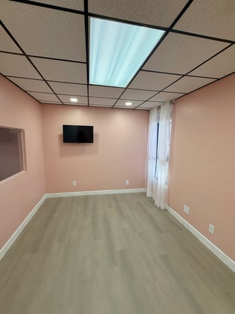 Glam Beauty Suites for Rent (North Palm Beach)