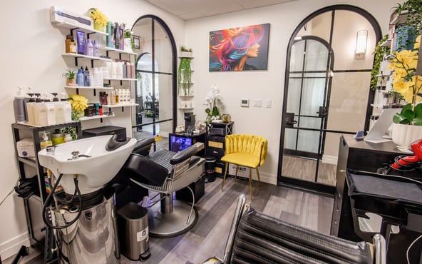 Window Suites for Beauty Pros in La Jolla Village