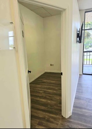 Salon Suite Rental