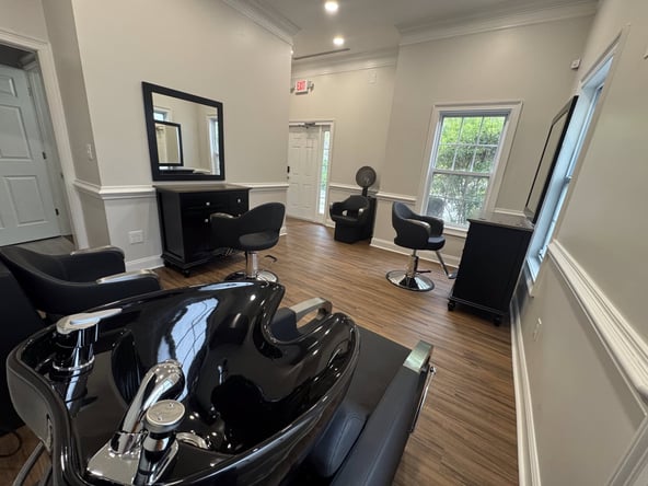 Leasing Premium Salon Suites Fayetteville, GA