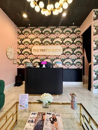 The Pretty Kitty: Private Salon Suite for Sray Tan/ PMU Artist
