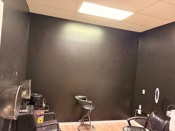 Salon Suite Rental
