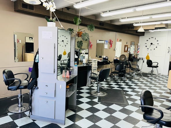 Chair rental/ weekly