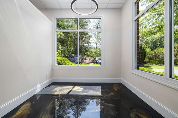 Luxury Salon Suites For Rent