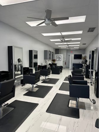 Salon Booth Rental Located In Dunedin!