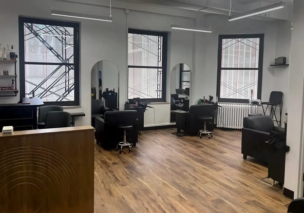 Premium Chair Rental in Luxury Midtown Men’s Salon – Across from Grand Central