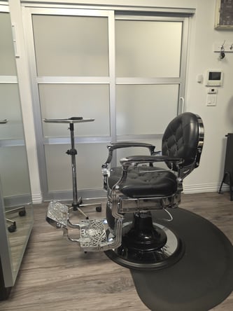 One person salon suite