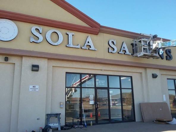 Sola Salon Studios in Topeka, KS – Salon Suite for Rent
