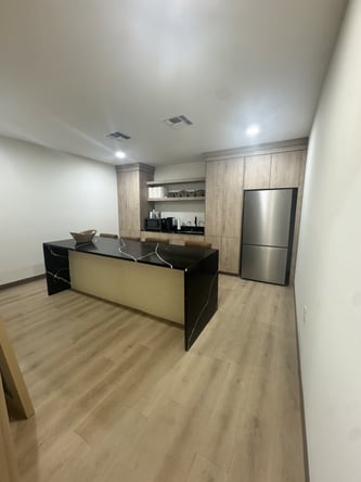 Suite Rental 95-225 sf