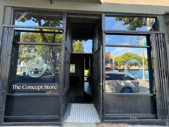Amazing space for Salon Sublease. ready to move in