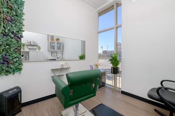 Sola Salon Studios in National City, CA – Salon Suite for Rent