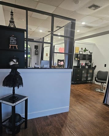 Semi Private Booth for Rent!