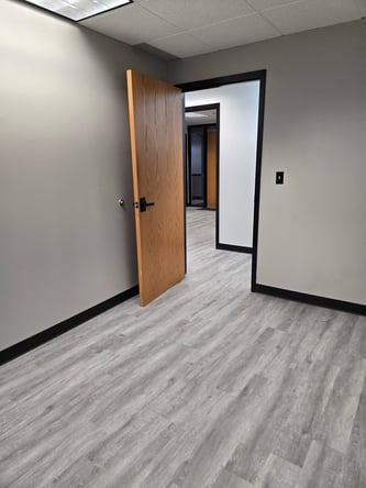 Mode’le Suites — Private Salon Suites in Brooklyn Center