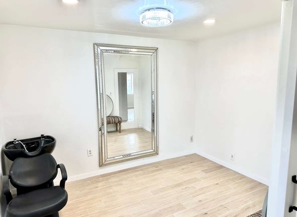 Boutique Salon – Chairs & Private Rooms Available!