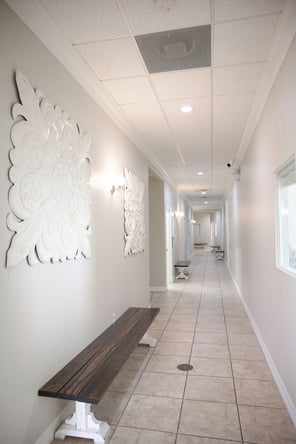 Spacious, Customizable Private Salon Suite in Cypress, TX – Great Natural Light